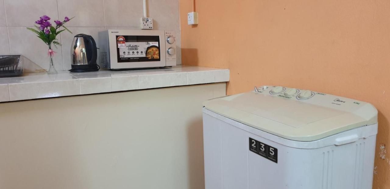 Cenang Indah Guest House Pantai Cenang  Bagian luar foto